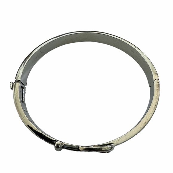 Silver buckle bangle - Picture 3 of 7